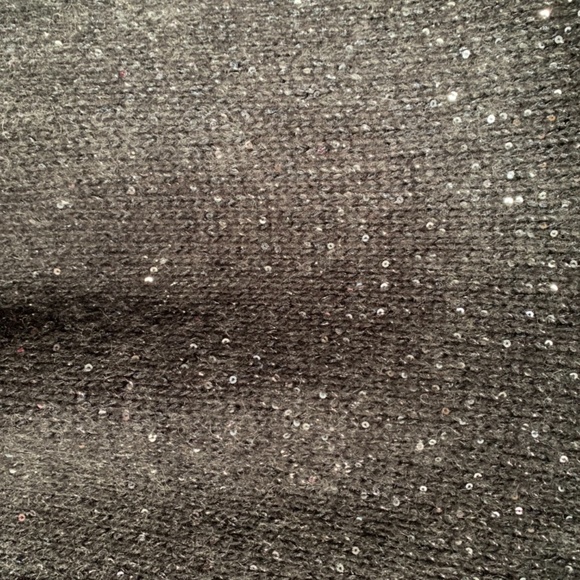 Victor Alfaro Sequin sweater charcoal Gray detachable cowl size Large - Picture 9 of 10